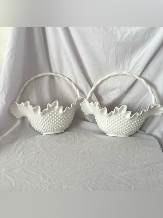 Vintage Other - Vintage Burwood hobnail white wall basket pockets glam 60s cottage home decor